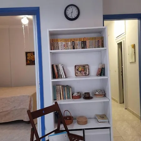 Rena's Traditional Aegean House By The Sea * Peraía