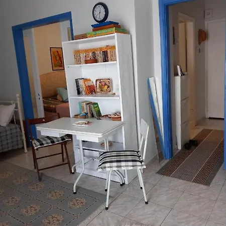Apartament Rena's Traditional Aegean House By The Sea
